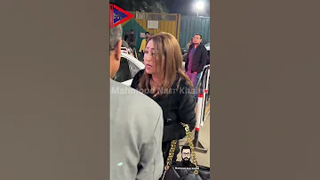 الفنانه ايناس مكي من عزاء زوجة الفنان مجدي فكري 