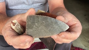 Flintknapping a Georgetown half nodule 5/6