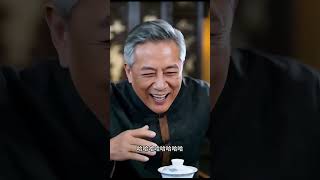 《天才萌宝：妈咪才是真豪门》苏晚独自远赴海外，凭借天赋与奋斗成长为国际顶尖建筑设计师。六年后她携天才儿子顾安安荣耀归国，以卓越实力赢得顾氏集团核心项目。失忆的顾辰霆在一次#多多漫剧