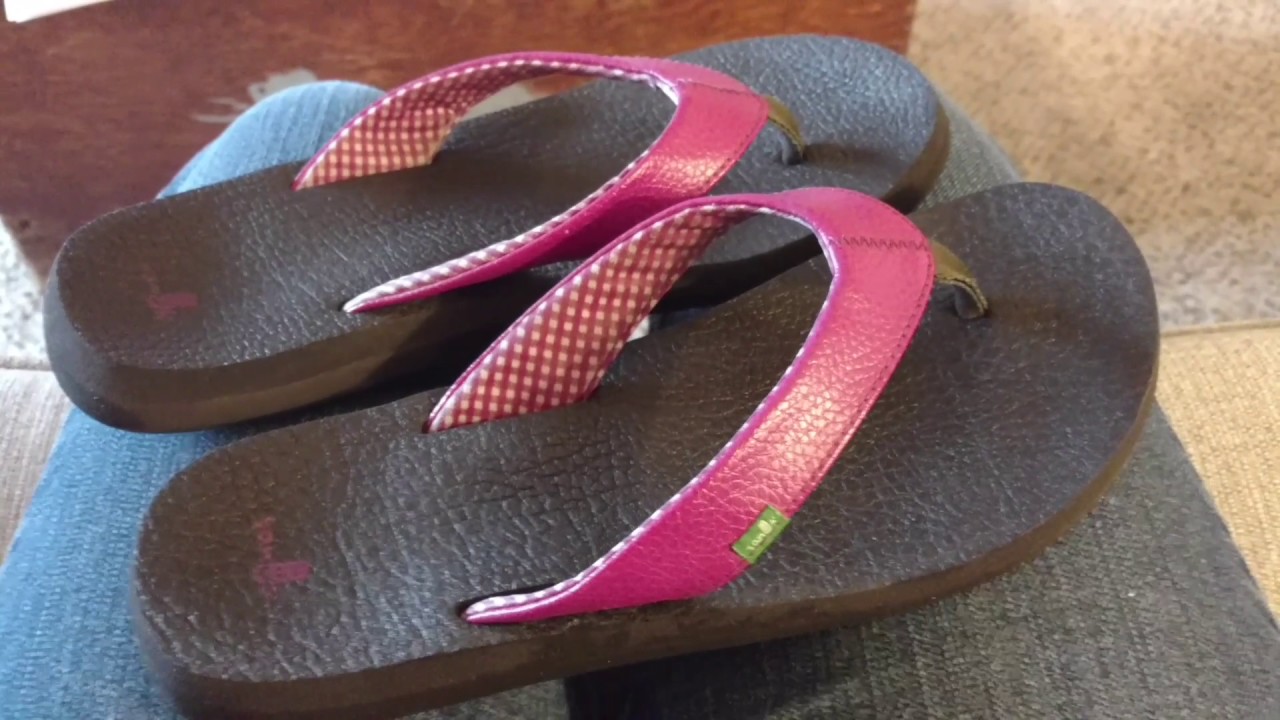 sanuk voodoo flip flops