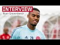 Gravenberch helpt Brobbey: 'Je moet rennen, vriend' | INTERVIEW