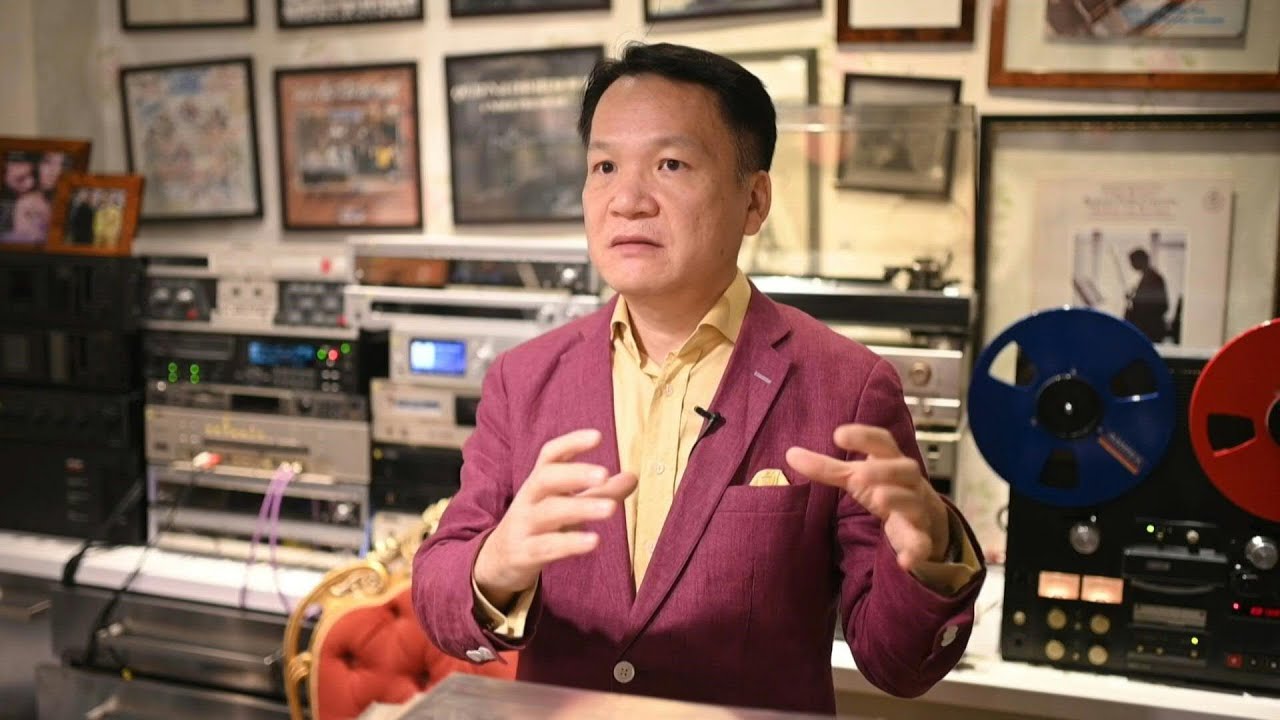 Hong Kong record collector showcases history of music recording | AFP