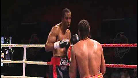 Heavyweight Donovan Dennis