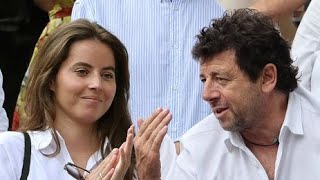 Patrick Bruel fête ses 64 ans avec Clémence, sa compagne de 28 ans - YouTube
