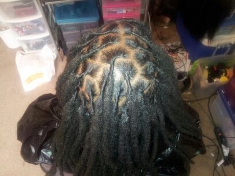 How to retwist large dreads - YouTube