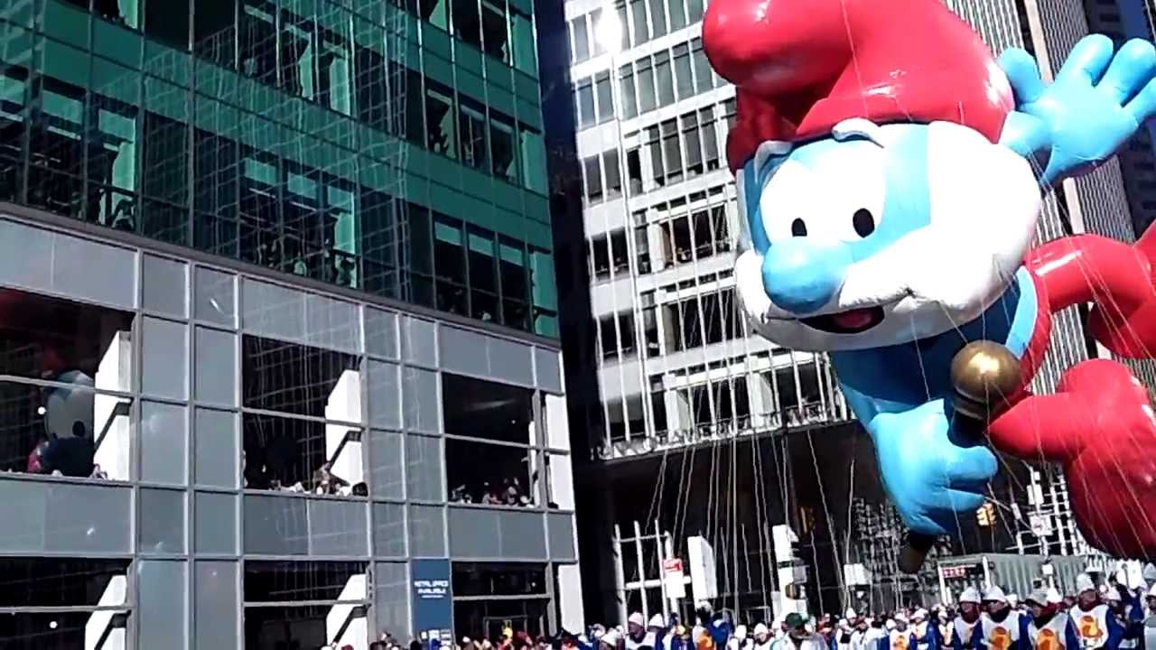 Thanksgiving Day Parade~NYC~2013~Smurf Balloon and Great American MB~NYCParadelife - YouTube