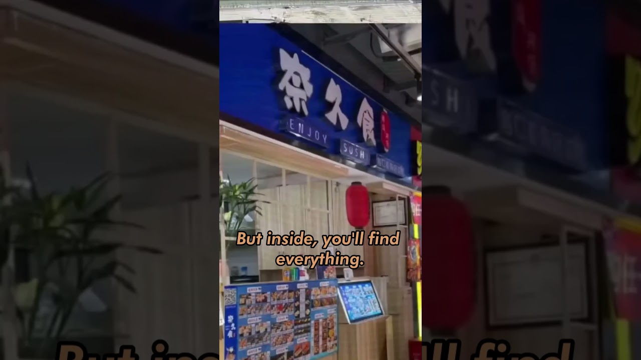 This Chinese Building Has 20,000 Residents Under ONE Roof!