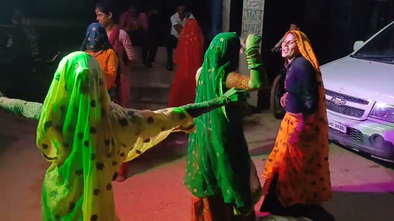 Bodi lugdi me chamake gora gaal gidhidi ka