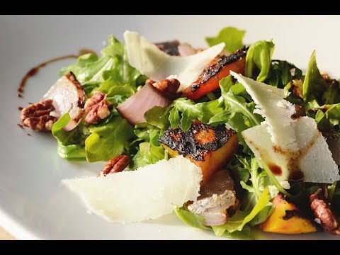 Balsamic Peaches and Goat Cheese Salad Recipe