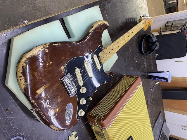 1977 Fender Stratocaster with Fender Hot Noiseless Pickups - YouTube