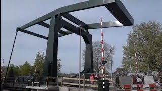 Brug Driemond is terug