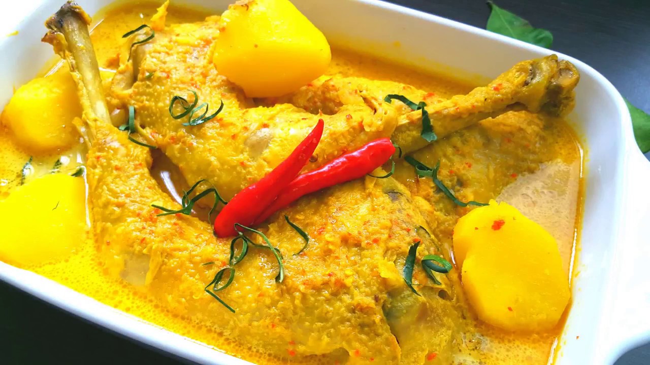  Ayam Masak Lemak  Cili Padi Chicken in Spicy Coconut 