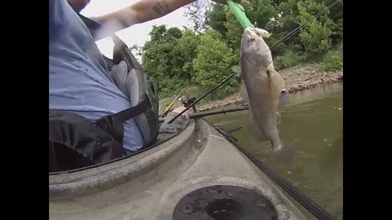 Cumberland River Kayak Fishing Drum on Crankbait YouTube
