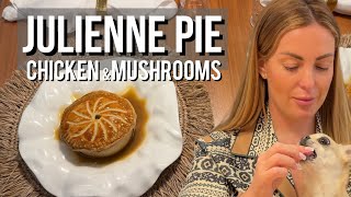 Julienne Pie Mini Pie With Chicken & Mushrooms
