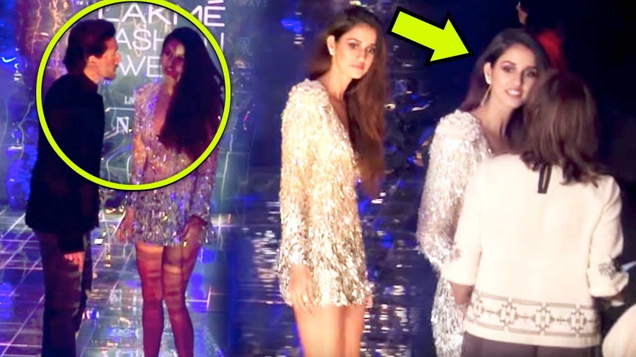 Tiger Shroff Saves GF Disha Patani From Wardrobe Malfunction At Lakme