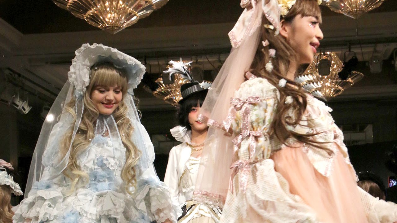 ロリータファッションショー Baby仕掛けのフェアリーテール Pop Up Labyrinthへようこそ 2 Lolita Fashion Show Youtube