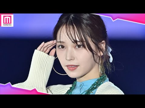 那須ほほみ、鮮やかワンピース姿披露👀笑顔からクールな表情に【GirlsAward 2022 SPRING/SUMMER】