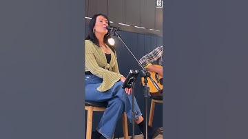One Hand in My Pocket - Alanis Cover - Escape Duo #livemusic #acousticover