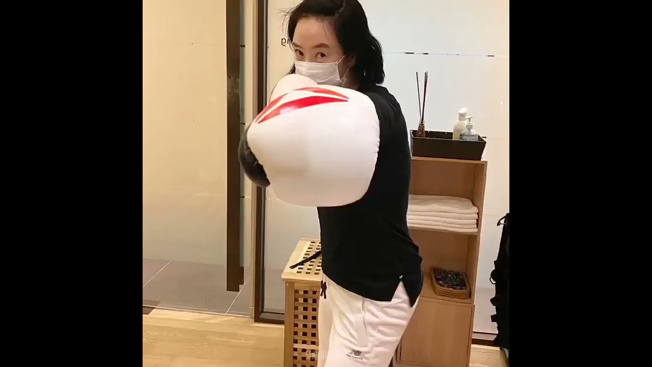 The Amazing World Of Kim Hye Soo