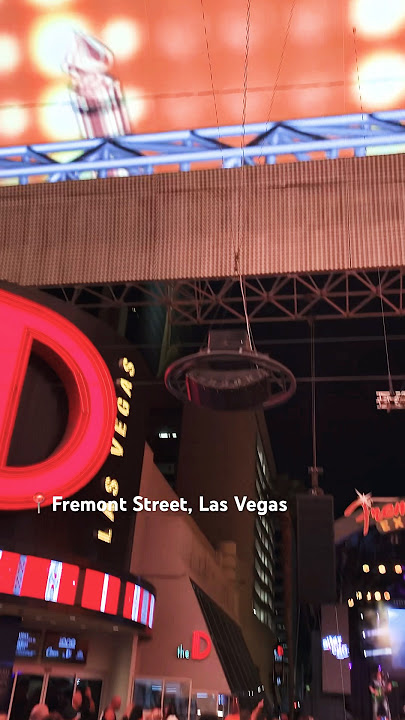 Fremont Street Las Vegas Nightlife Vibes 🌃 Raw video | Lights, Music & Party Energy 🎉