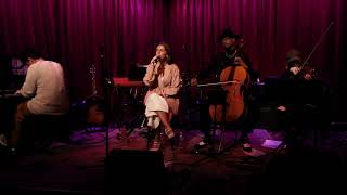 Haley Joelle - One-Way Mirror (Live at The Hotel Cafe)