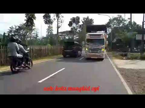 story wa//truk sujama mbois//baru keluar dari karoseri//versi lagu nyanyian rindu