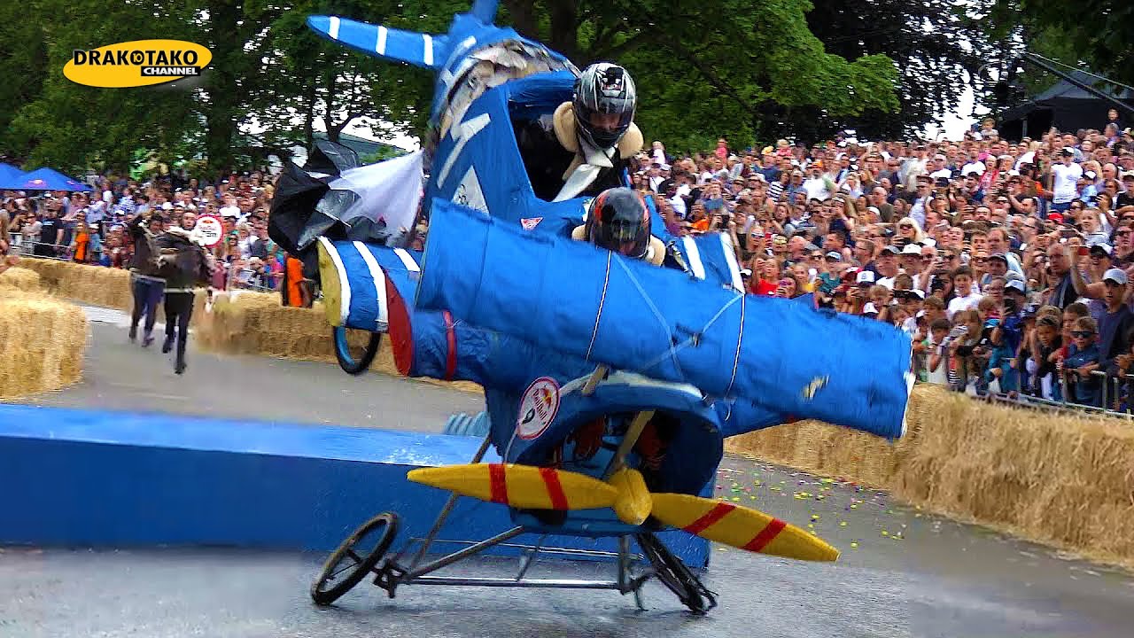 Top 10 Accidentes Muy Divertidos de los Autos Locos de Red Bull