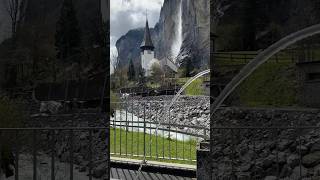 من اجمل الاوديه في العالم ( وادي لوتربرونن ) في انترلاكن سويسرا 😍😍🩷 lauterbrunnen -