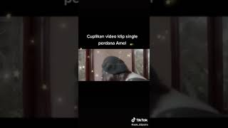 Cuplikan video klip melamilia mirip nike ardilla