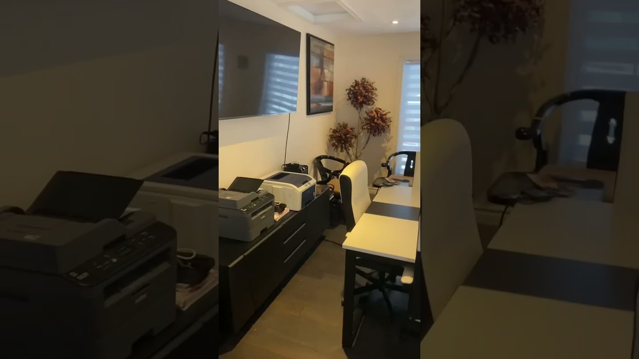 Salle de Conférence / Conference Room