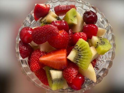 Video: Si Të Bëni Sallatë Frutash