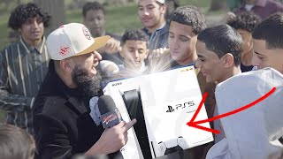 Quizzing Muslim Kids About Islam For a FREE PS5! screenshot 5