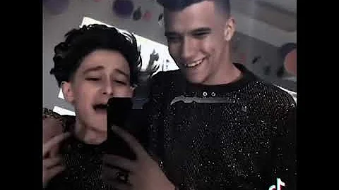 افجرحالات واتس مهرجانات الكروان عصام صاصا كبرنا ناس كانو ملهمش لزمه اللي هما سامر المدني و حموالطيخا 