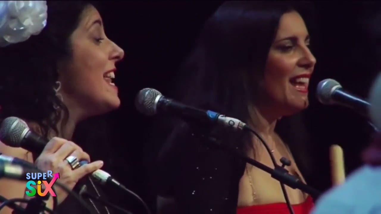 I Cartoon Heroes cantano Kimba il leone bianco (Concerto Roma 2011)