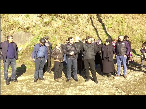 ქობულეთში, სოფელ დაგვას, ლაზისტანის უბანში გზის მოწესრიგებას ითხოვენ