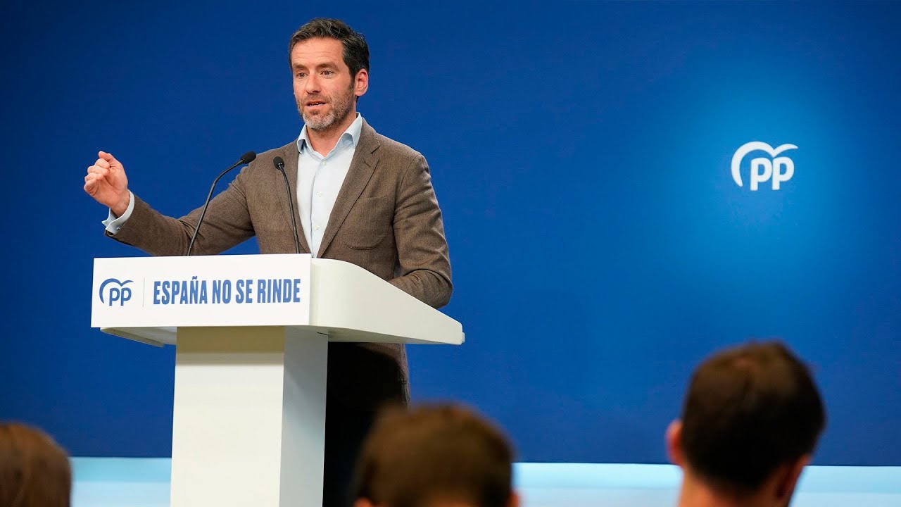 Borja Sémper ofrece una rueda de prensa - YouTube