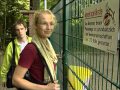 Deutsch lernen mit Karin und Dieter - ein Fußballstar wird gesucht