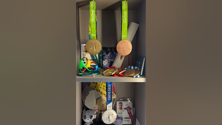 Can we make 'Best Olympic Medal Display' an official Olympic event? 😍🏅📸: @saul_craviotto #Paris2024