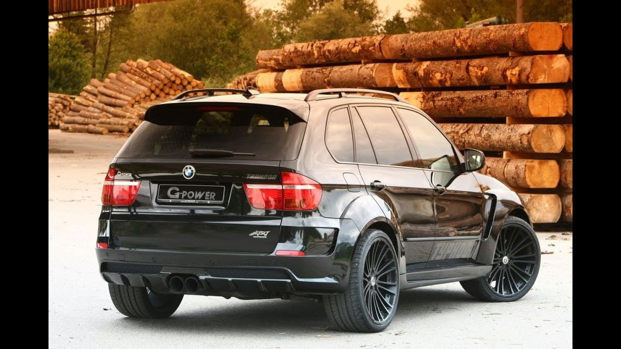 BMW X5 E53 vs E70 Fast City Driving - YouTube