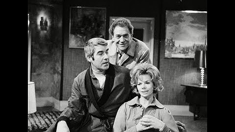 Paul 🥰Scofield, Jill Bennett, Michael 🥰Craig, Isabel Dean, David Burke .. Amsterdam Hotel .. 1971 ..