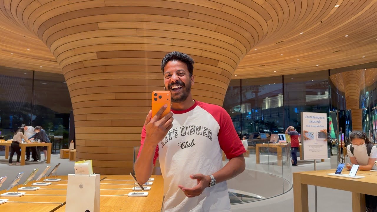 Buying New iPhone 17 pro max in Bangkok 