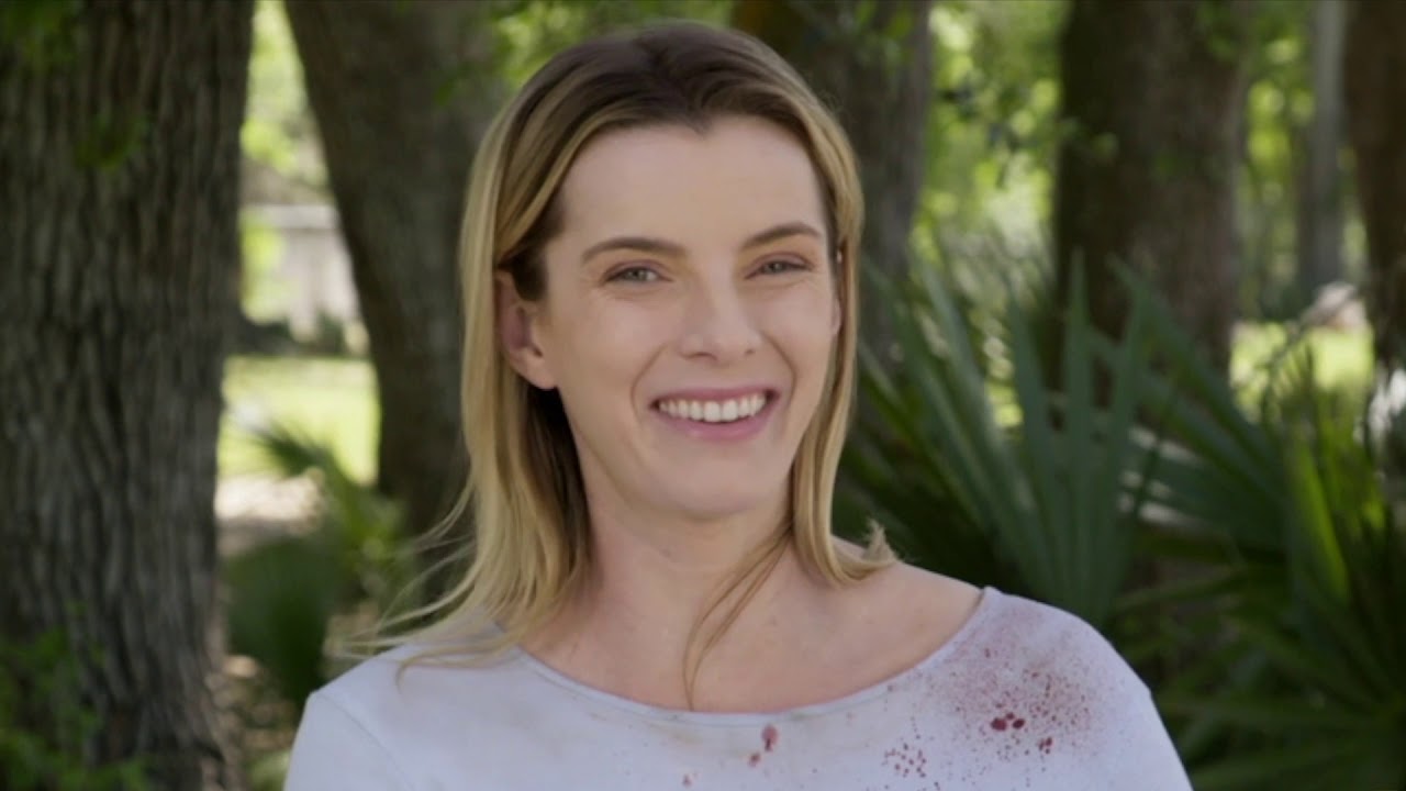 Betty Gilpin The Hunt Youtube