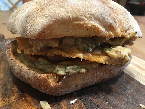 panino-salsiccia-funghi-e-pecorino---in-cucina-col-banana