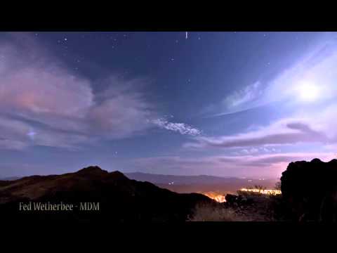 Canon EOS 5D Mark III - Night Time Lapses with MX2 Slider