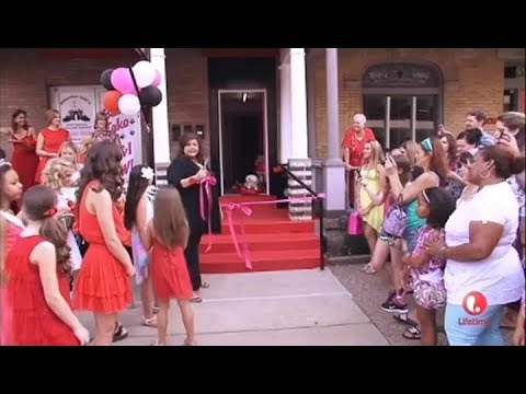 Dance moms Abby opens her new store 