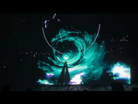 Kanye West - beauty and the beast