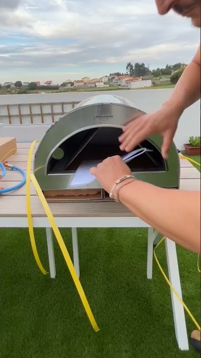 Use the pizza oven Ardore Pizza Party when you want
