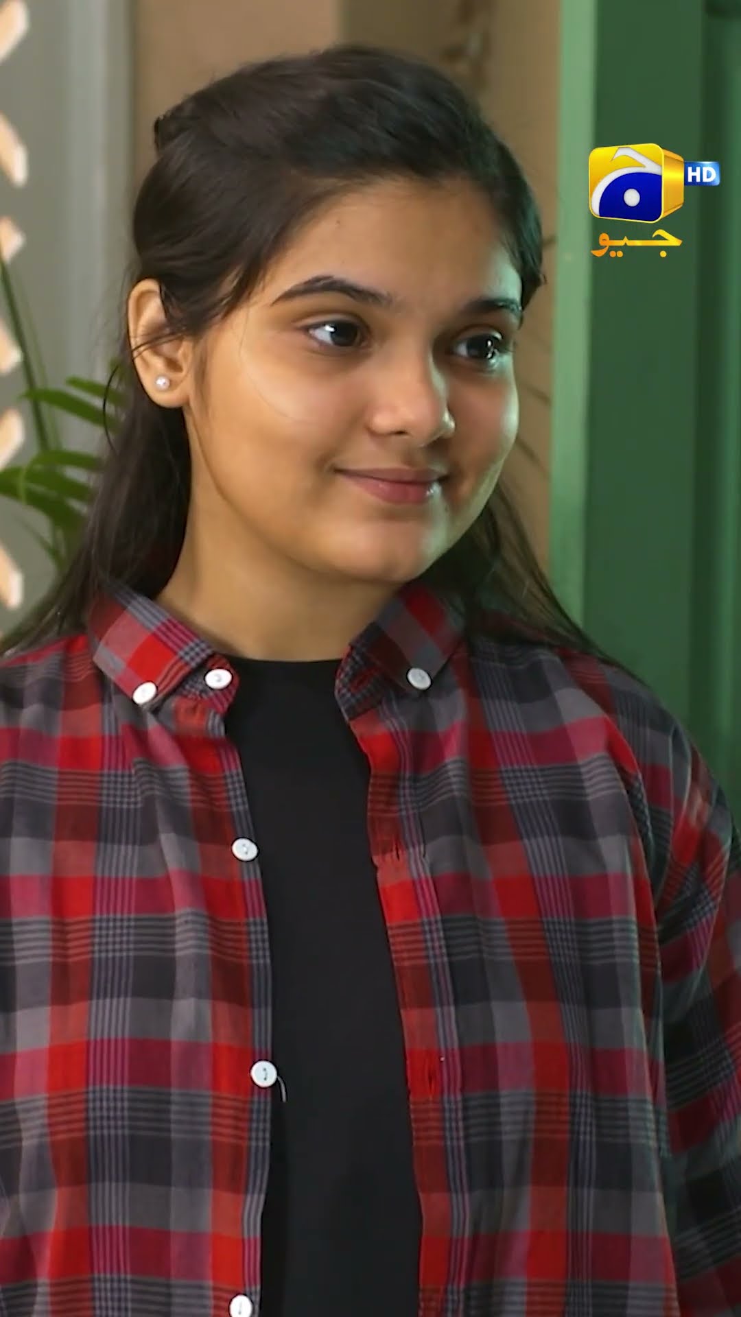 Ghar Ki Safai Kon Kar Raha Hai #guddi #shorts
