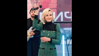 !Премьера Полина Гагарина - Нагадай Live (Выступление в метро)