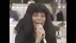 Donna Summer - Hot Stuff (Live On Dinah Shore Show)